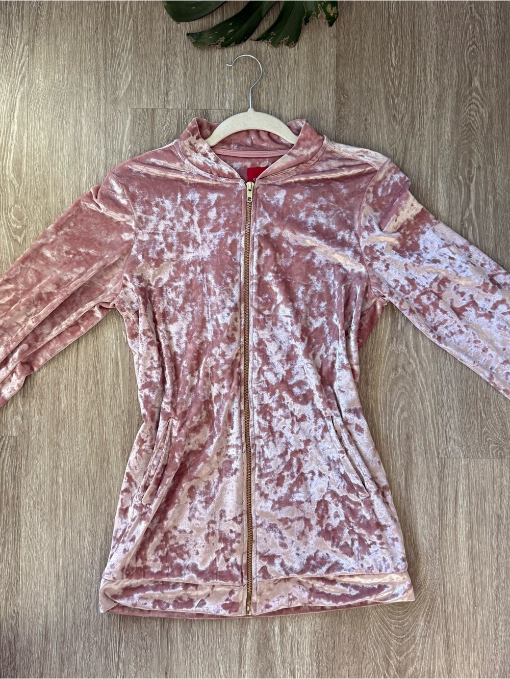 🩷 GUESS Pink Crushed Velvet Zip Up Jacket Size Small Y2K Velour